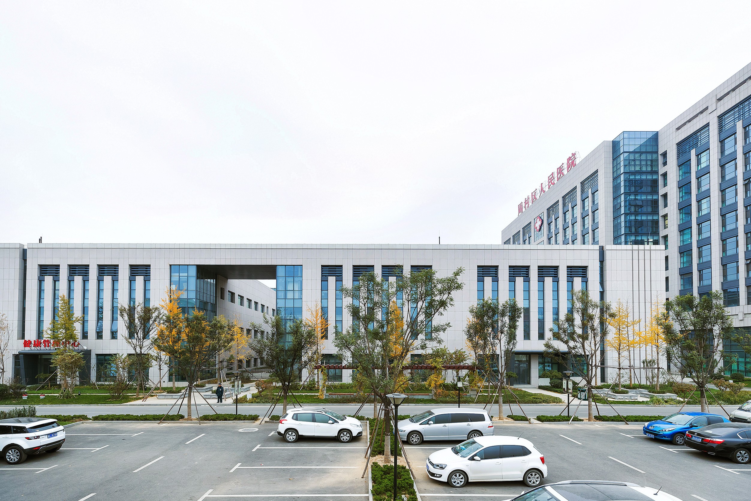 1603703840874882.jpg 1DX26726x.jpg